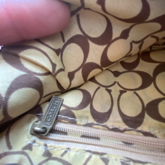 Coach Wrislet - Picture 6 of 8